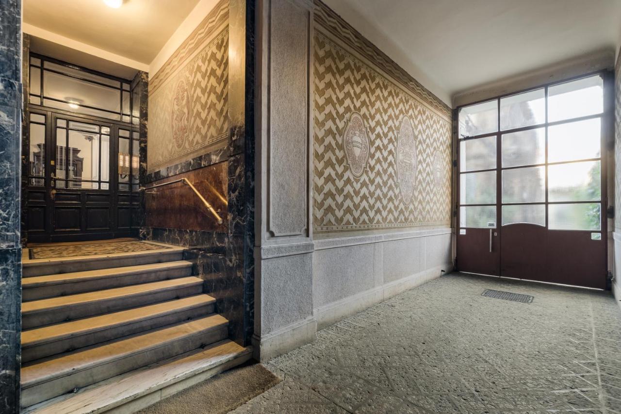 Casa Unica Milano - Elegant Apartment With Balcony - Centrale 1 Bagian luar foto